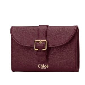 New Women's Chloé Burgundy Gold Buckle
Cosmetic Pouch Bag with 6- perfume sample